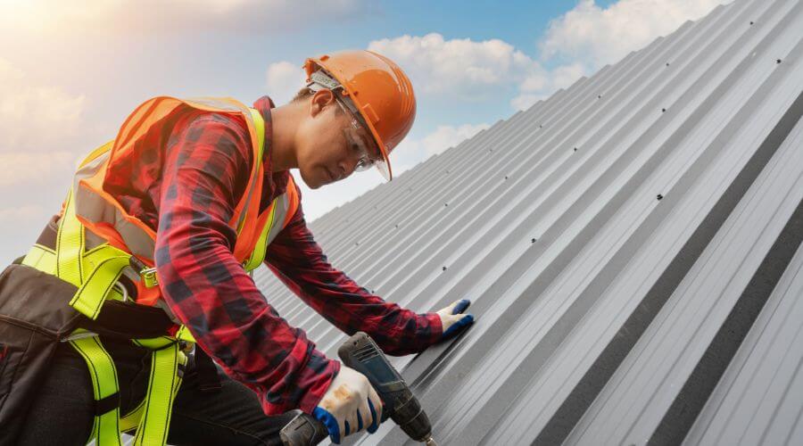 Professional Emergency Roof Repairs services in Bomont, WV